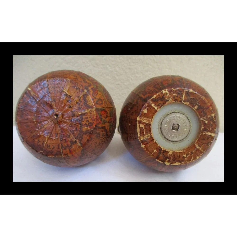 Vintage World Globe Salt Shaker & Pepper Mill Grinder Set from Italy
